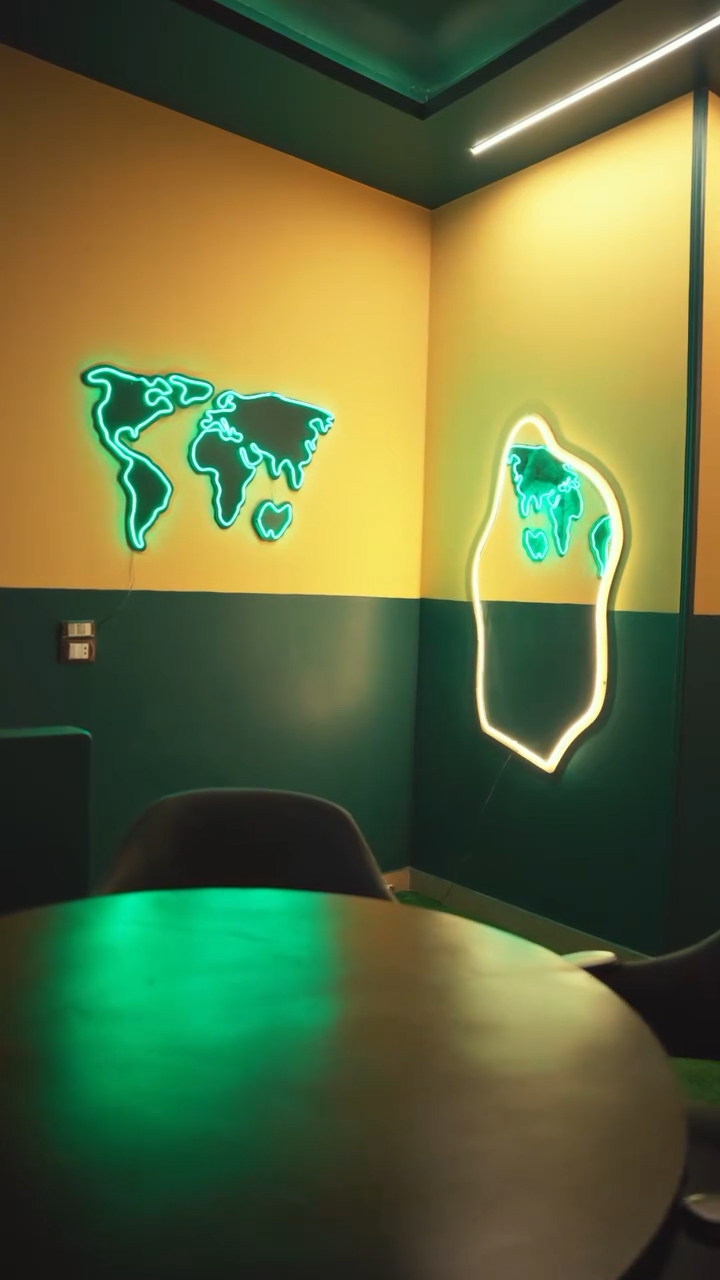 Lounge & Mini Cafe Image 3